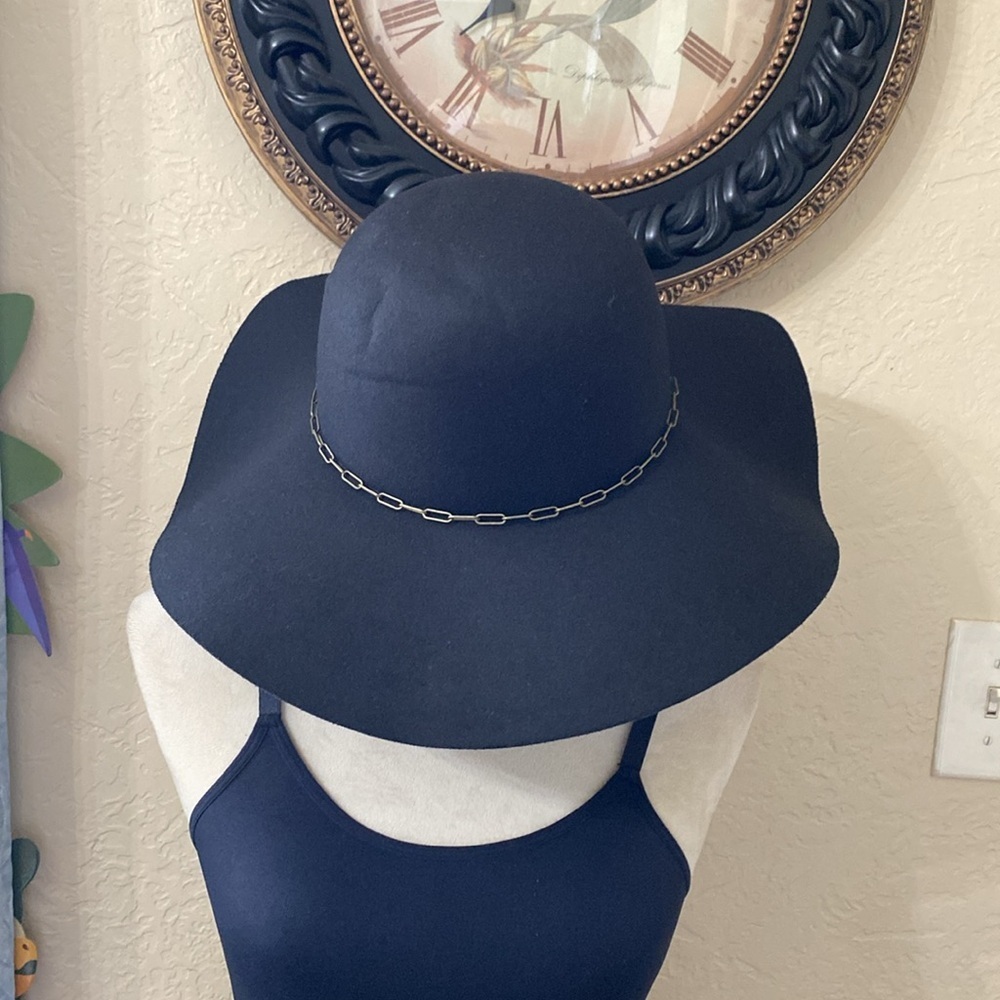 Liz Claiborne Womens Floppy Hat - Picture 5 of 5
